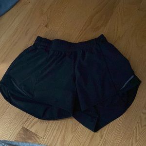 - size 6 lululemon shorts black 4 inch